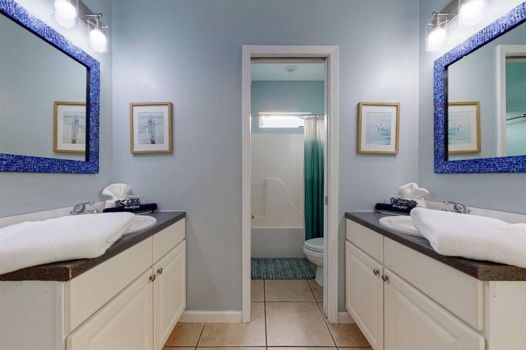 Eye-Catching Property W/ Picturesque Coastal Views Gulf Shores Luaran gambar